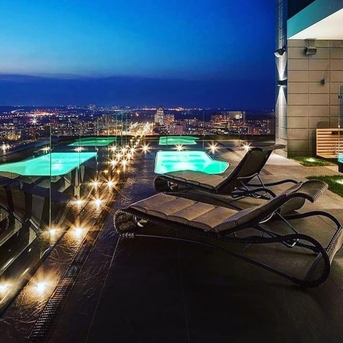 1 Room 60M2 Center Of Obolon Near River Side. With Terrace. 22 Floor Kiev Eksteriør billede